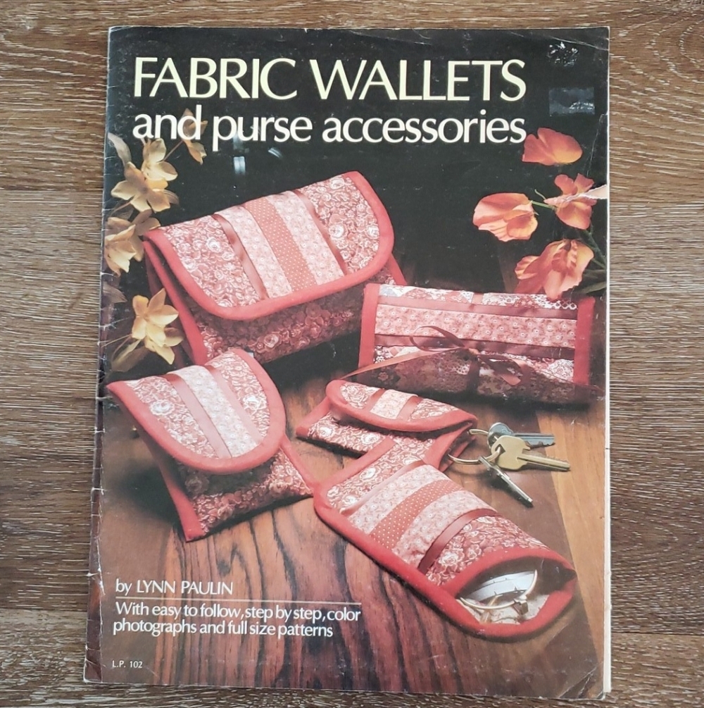 Vintage 1981 Sewing Pattern Quilted Wallet Eyeglasses Case, Cottagecore Crafts